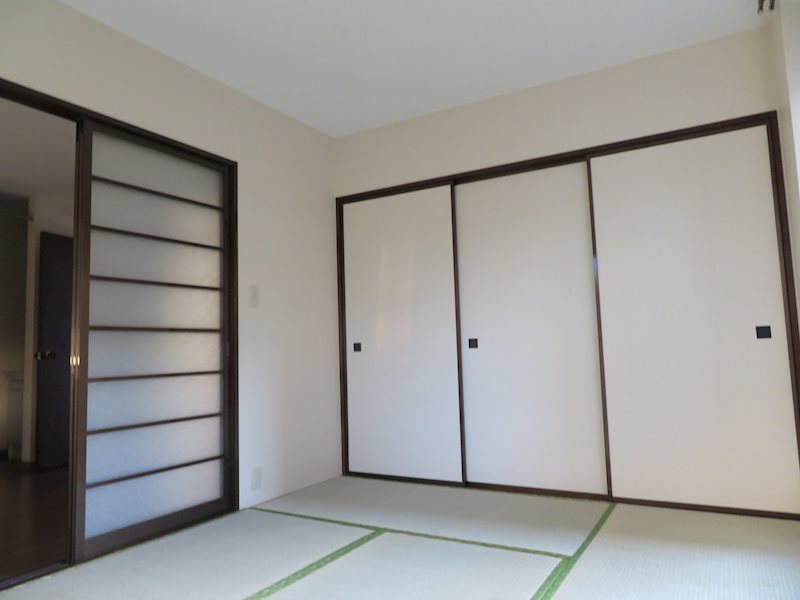リファインハイツ 和室６帖