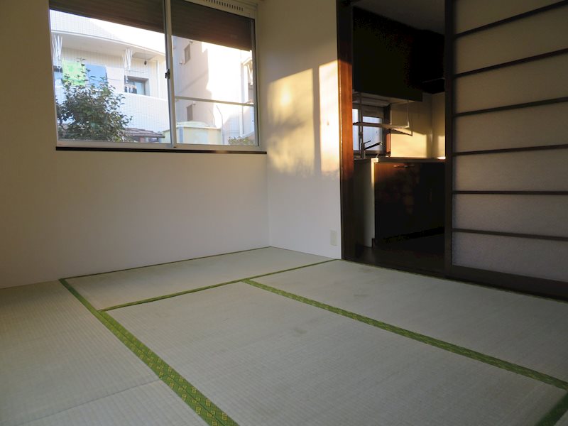 リファインハイツ 和室６帖