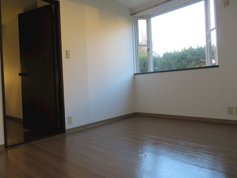 リファインハイツ 洋室６帖