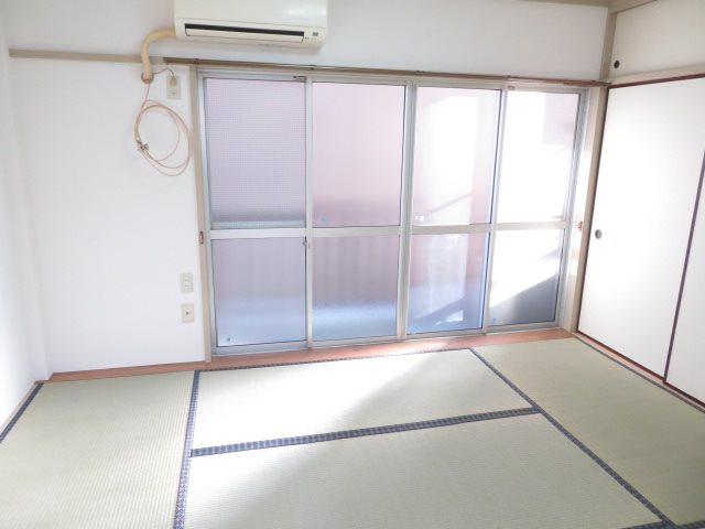 菊地ビル   ベッドルーム