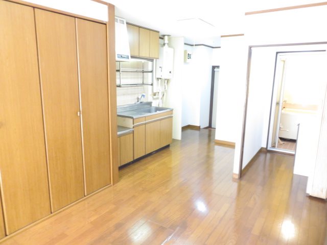 パレドール小岩 LDK約１０帖