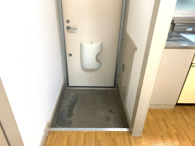 マミコーポ 玄関
