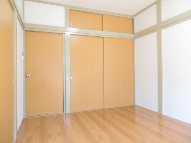 ソレイユ小岩 洋室