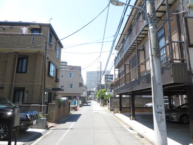 ソレイユ小岩 前面道路　南道路