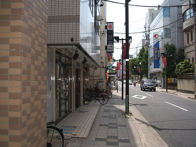 マインドハイム サンロード商店街（前面道路）