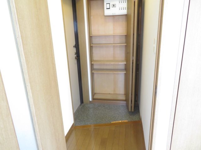 オリンピア シューズボックス