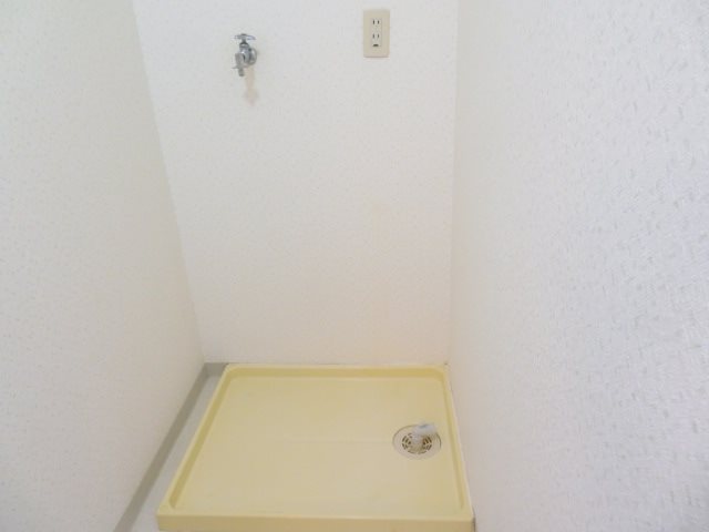 オリンピア 洗濯機置き場